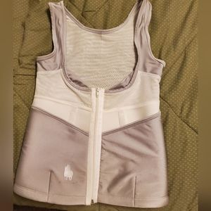 Dean Adams concealed carry tank L